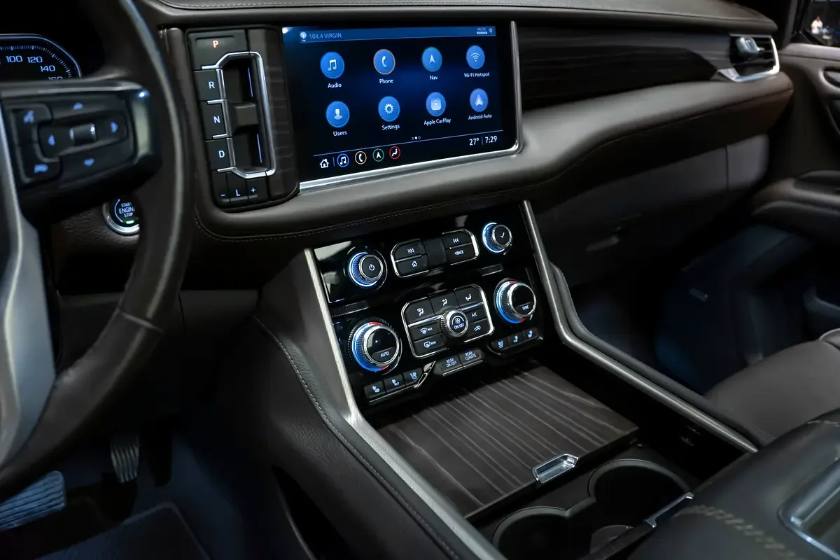 GMC Yukon 6.2 AT AWD (426 حصان) - 18
