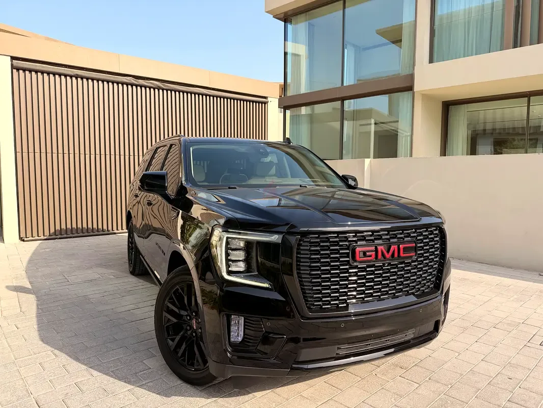 GMC Yukon 6.2 AT AWD (426 hp)