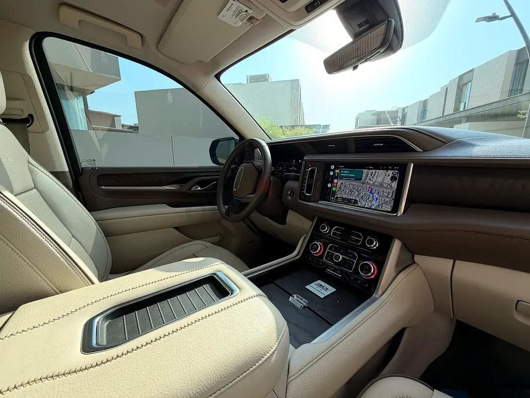 GMC Yukon 6.2 AT AWD (426 حصان) - 10