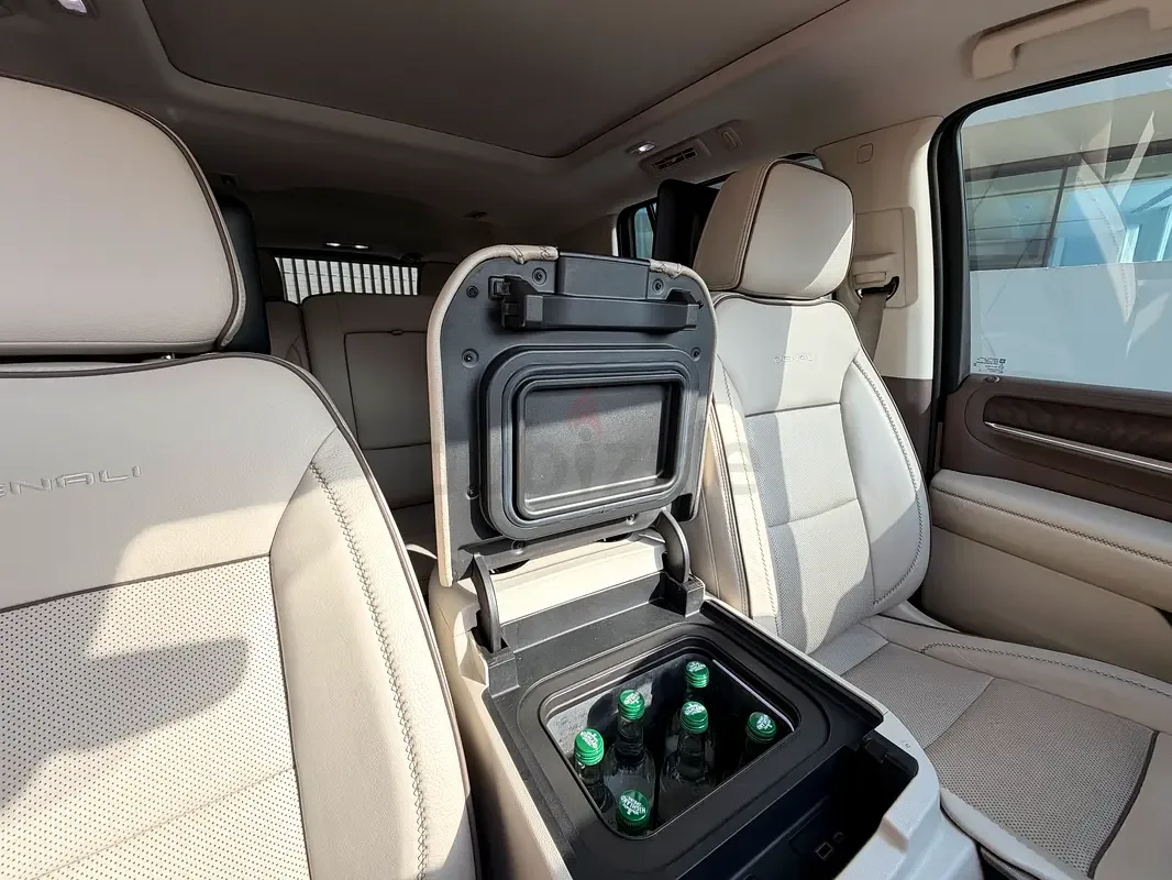 GMC Yukon 6.2 AT AWD (426 حصان) - 8