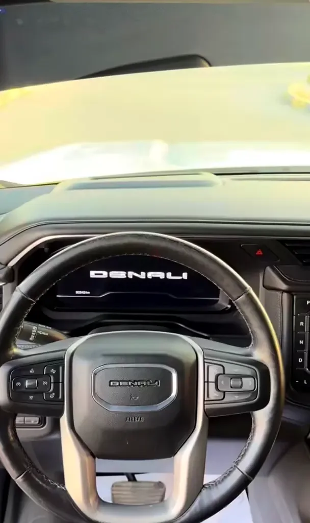 GMC Yukon 6.2 AT AWD (426 hp) - 3