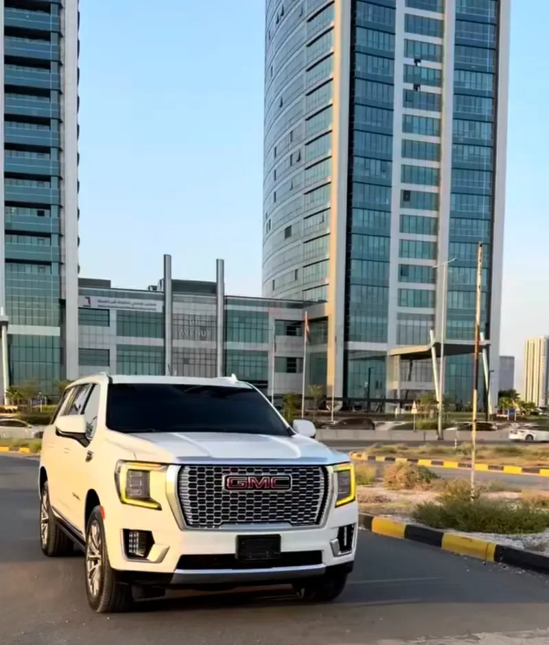GMC Yukon 6.2 AT AWD (426 hp) - 2