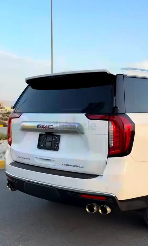 GMC Yukon 6.2 AT AWD (426 hp) - 6