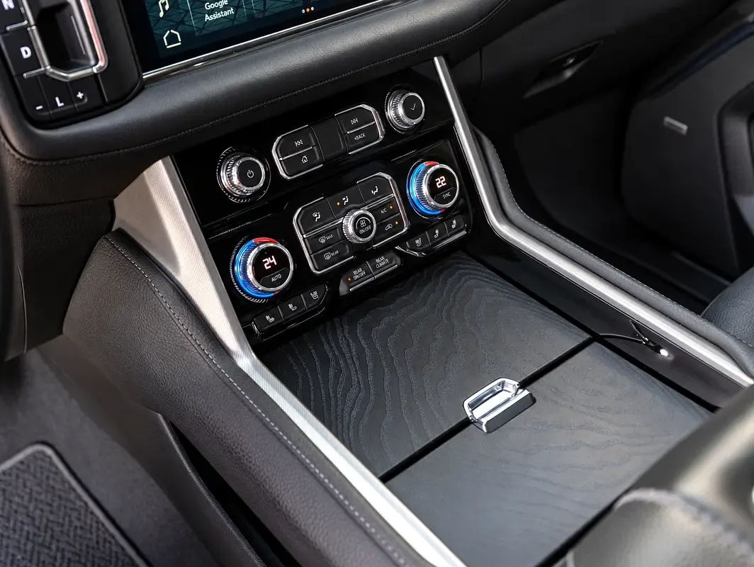 GMC Yukon 6.2 AT AWD (426 hp) - 8
