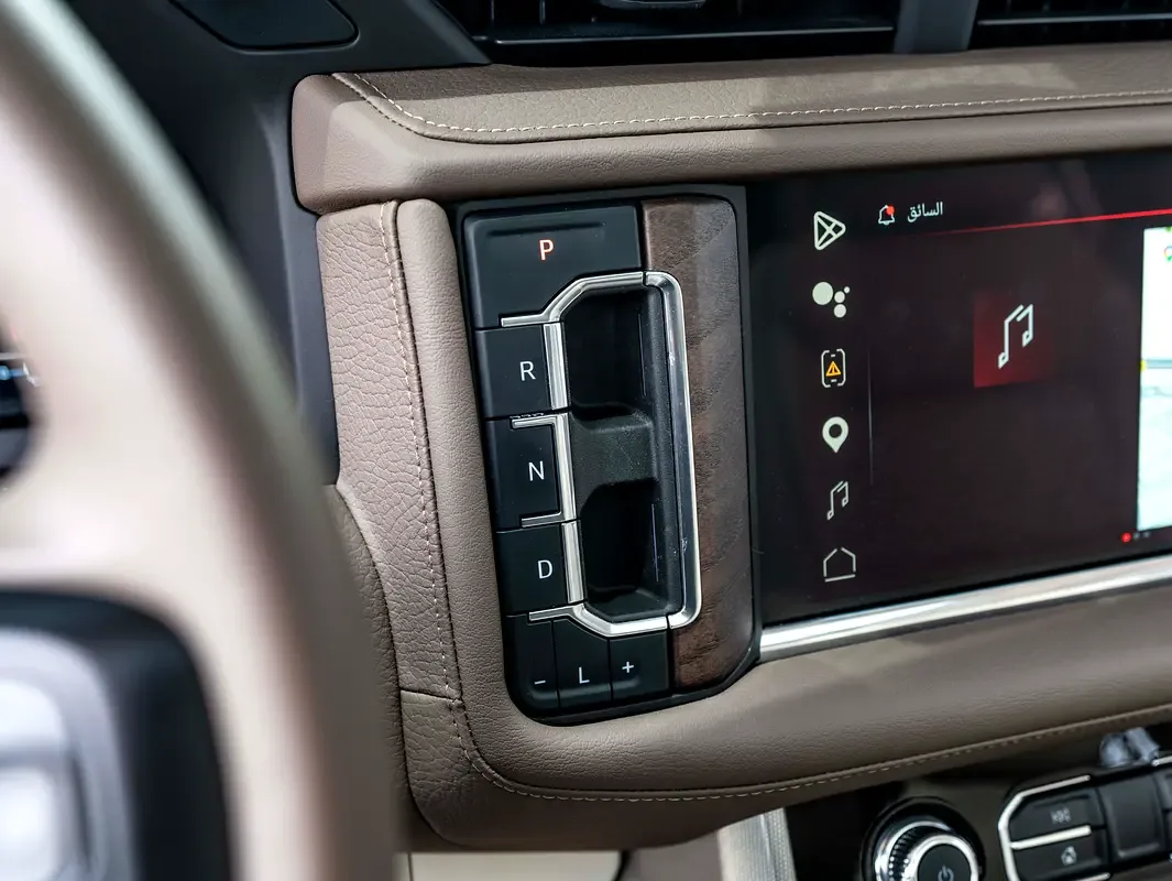 GMC Yukon 6.2 AT AWD (426 حصان) - 8