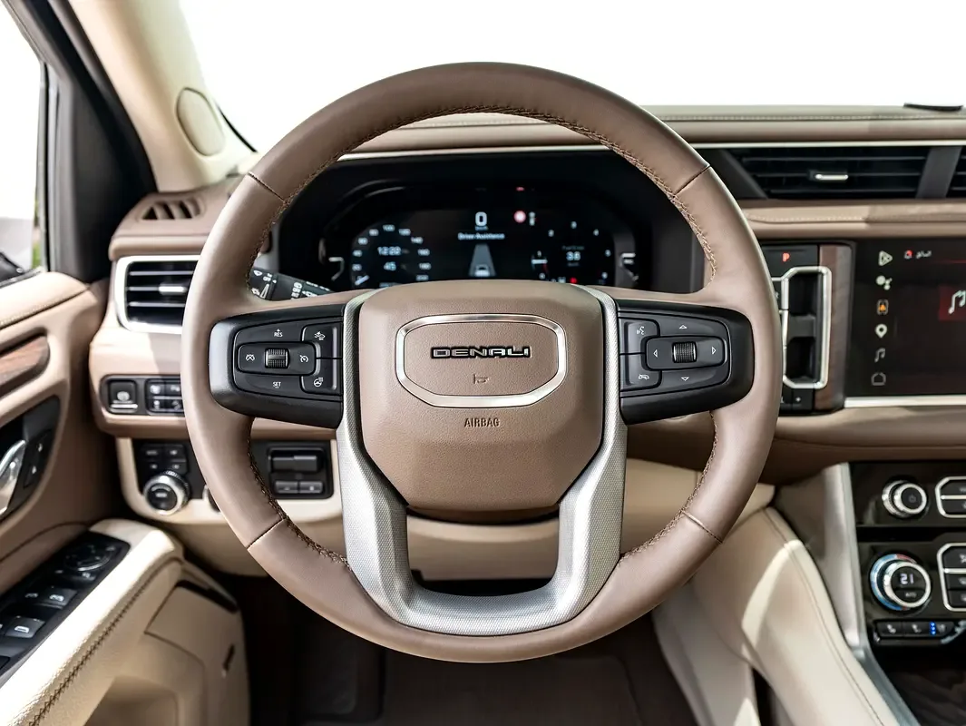 GMC Yukon 6.2 AT AWD (426 حصان) - 16