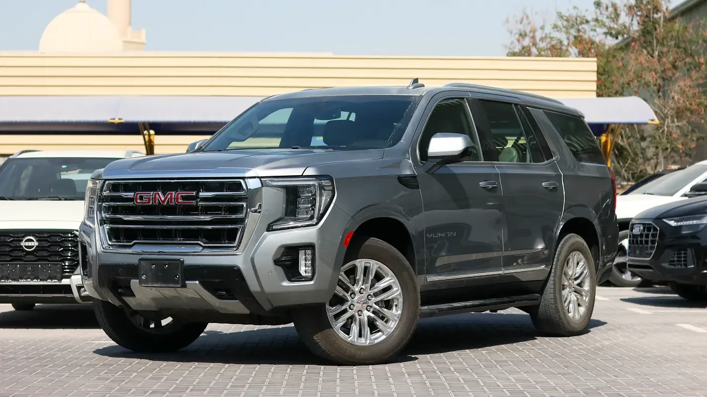 GMC Yukon 6.2 AT AWD (426 hp) - 3
