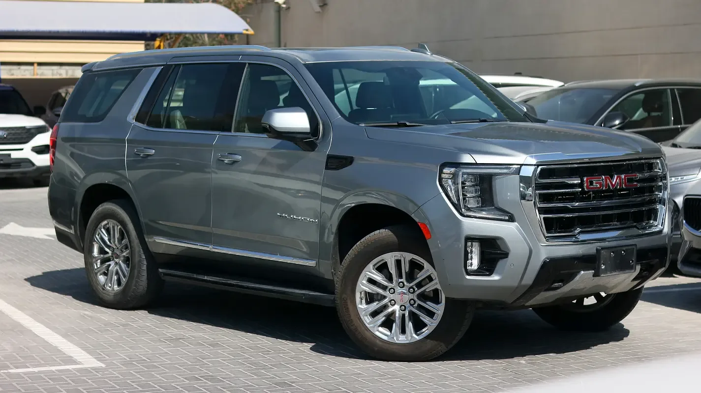 GMC Yukon 6.2 AT AWD (426 hp) - 8