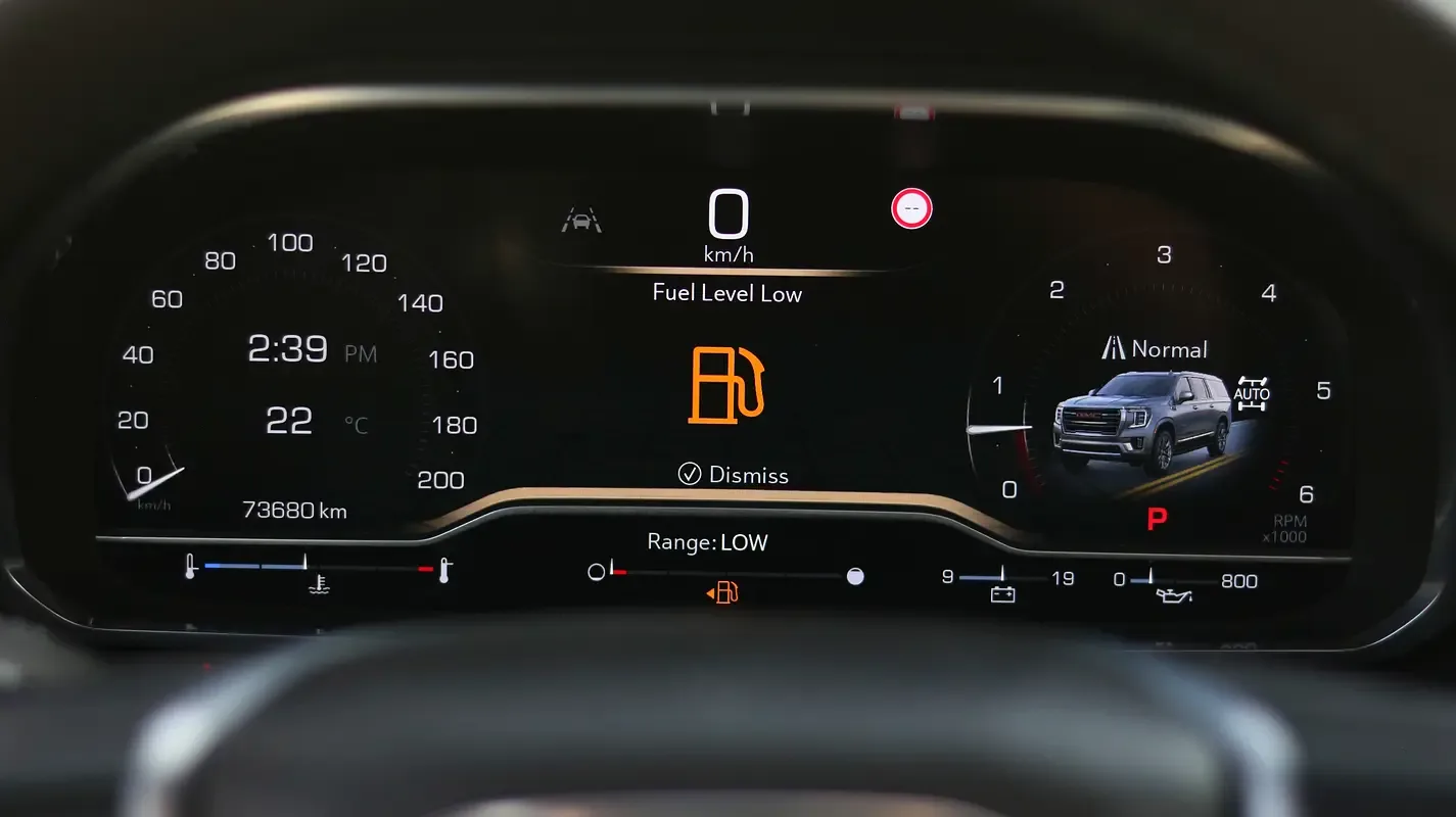GMC Yukon 6.2 AT AWD (426 hp) - 10