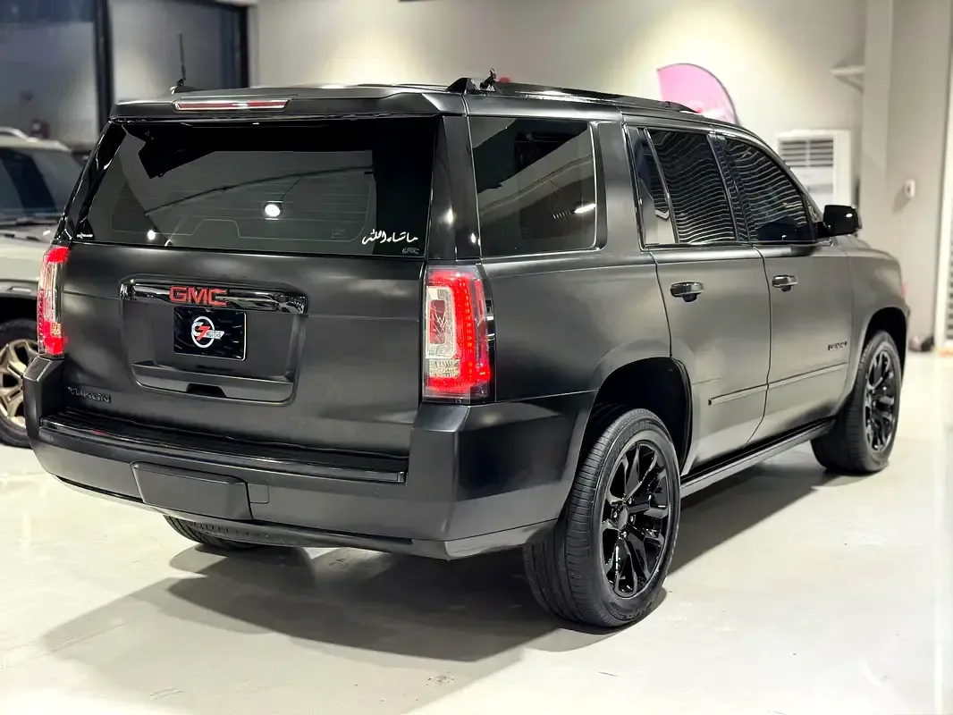 GMC Yukon 6.2 AT RWD (420 حصان) - 2