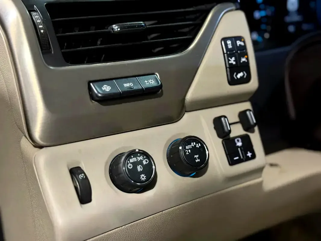 GMC Yukon 6.2 AT RWD (420 حصان) - 12