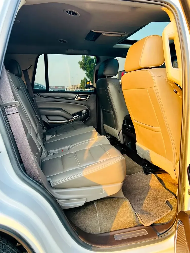 GMC Yukon 6.2 AT RWD (420 hp) - 8