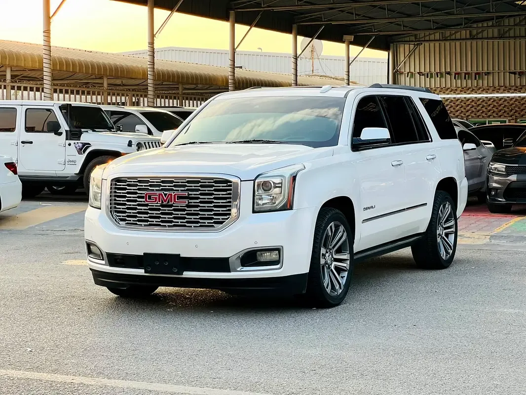 GMC Yukon 6.2 AT RWD (420 hp) - 12