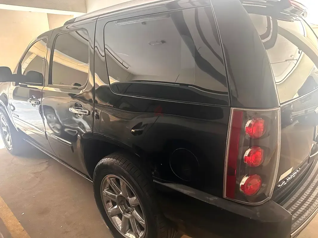 GMC Yukon 6.2 Denali AT (403 hp)