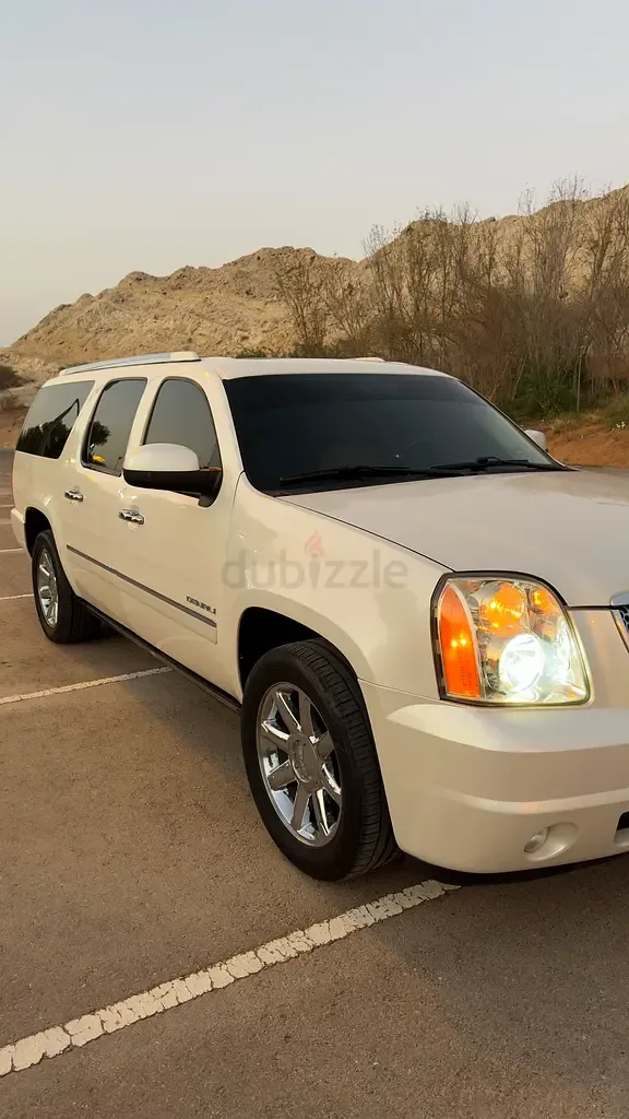GMC Yukon 6.2 Denali AT XL (403 حصان) - 3
