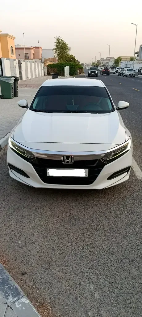 Honda Accord 1.5 CVT (192 hp)