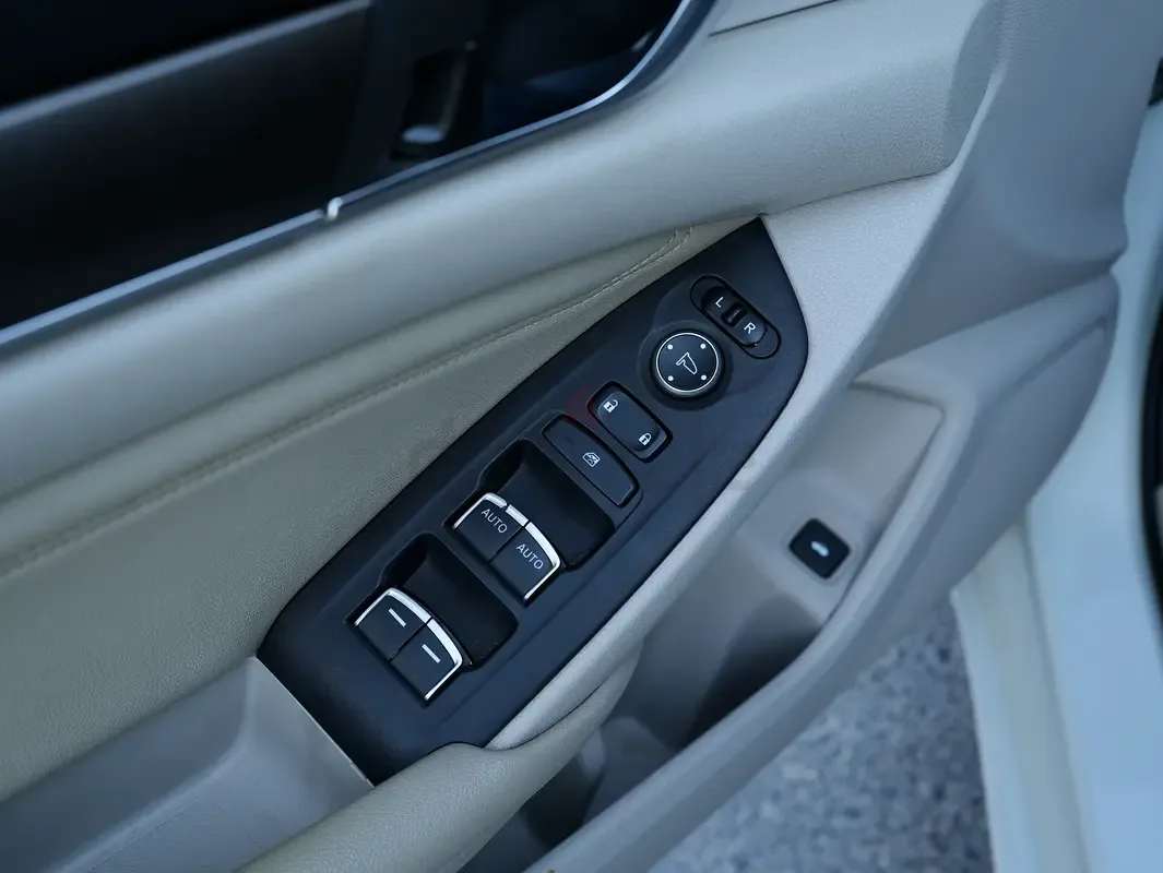 Honda Accord 1.5 CVT (192 حصان) - 6