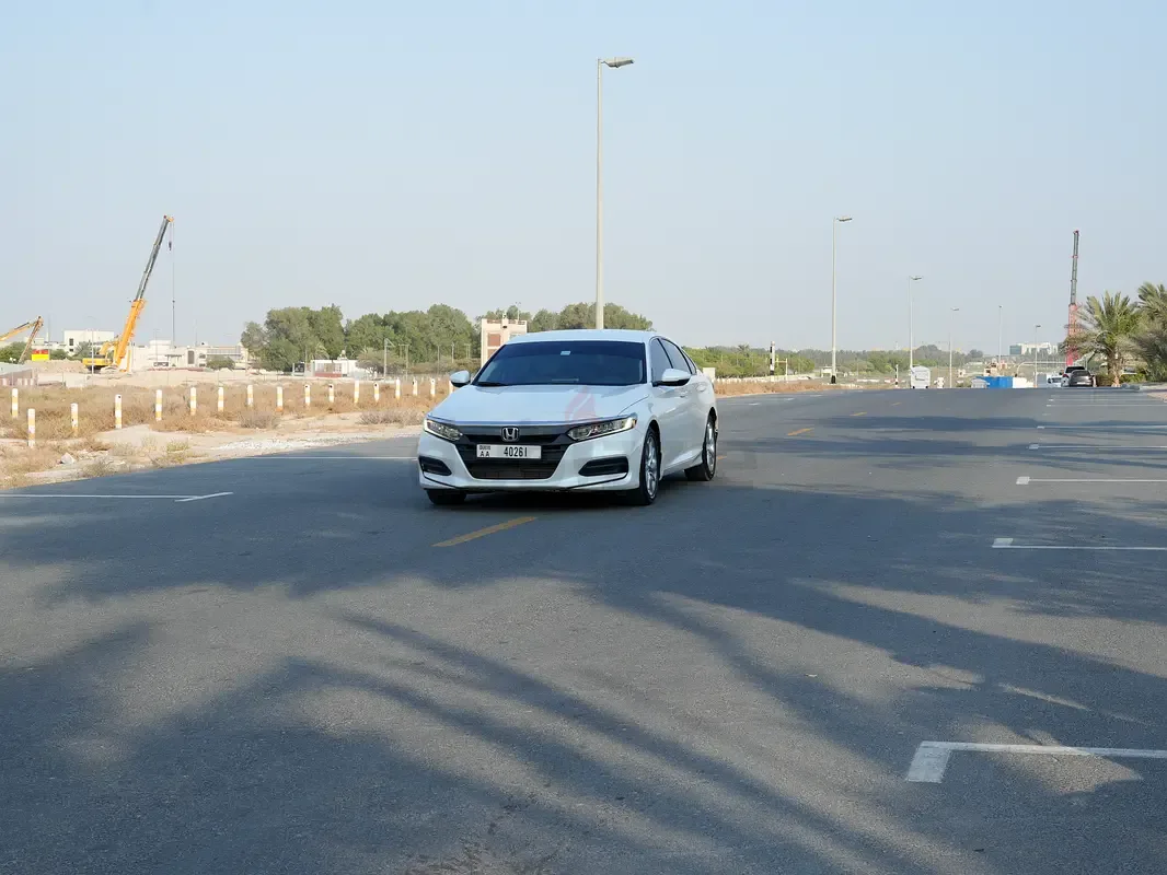 Honda Accord 1.5 CVT (192 حصان) - 14