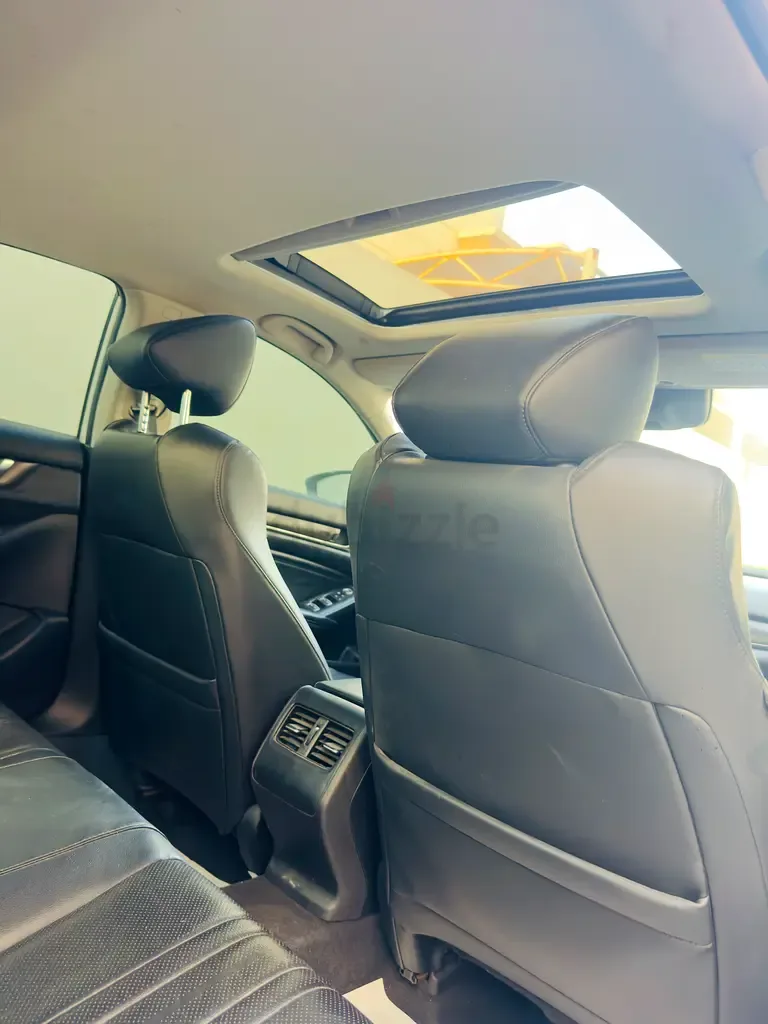 Honda Accord 1.5 CVT (192 hp) - 12