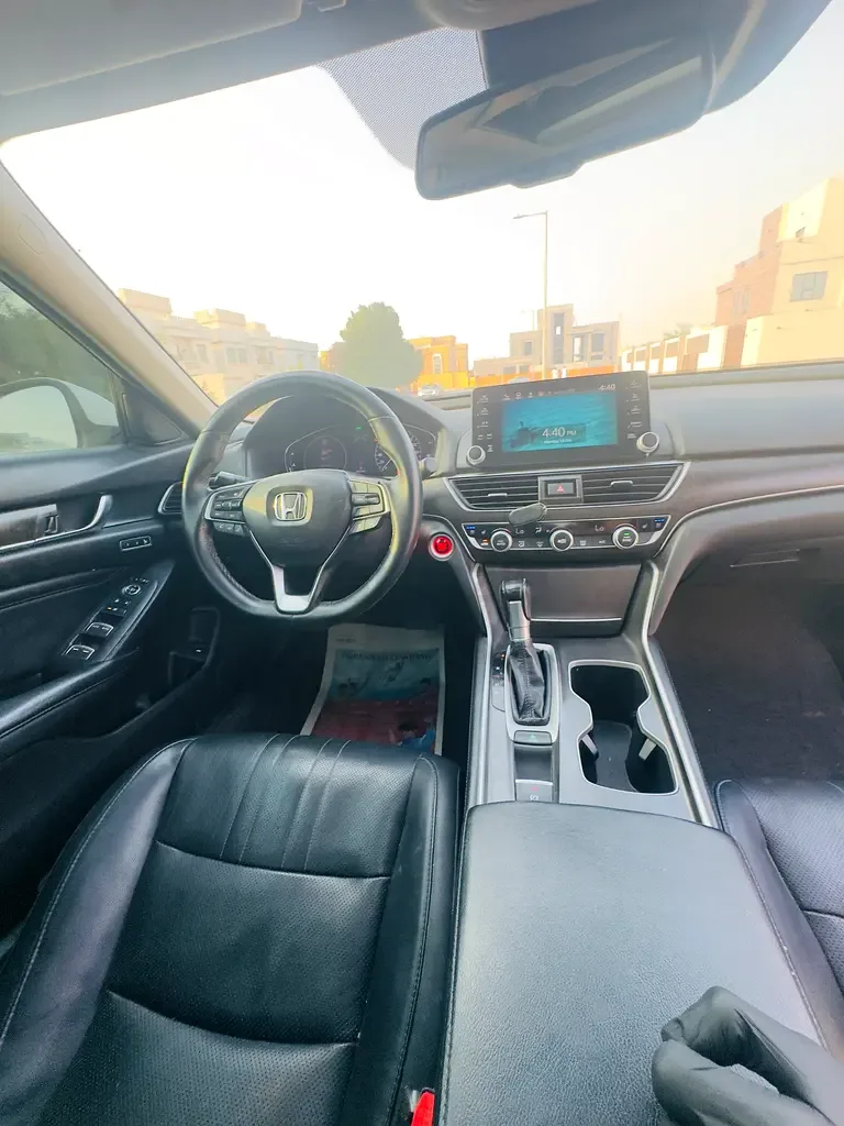 Honda Accord 1.5 CVT (192 hp) - 14