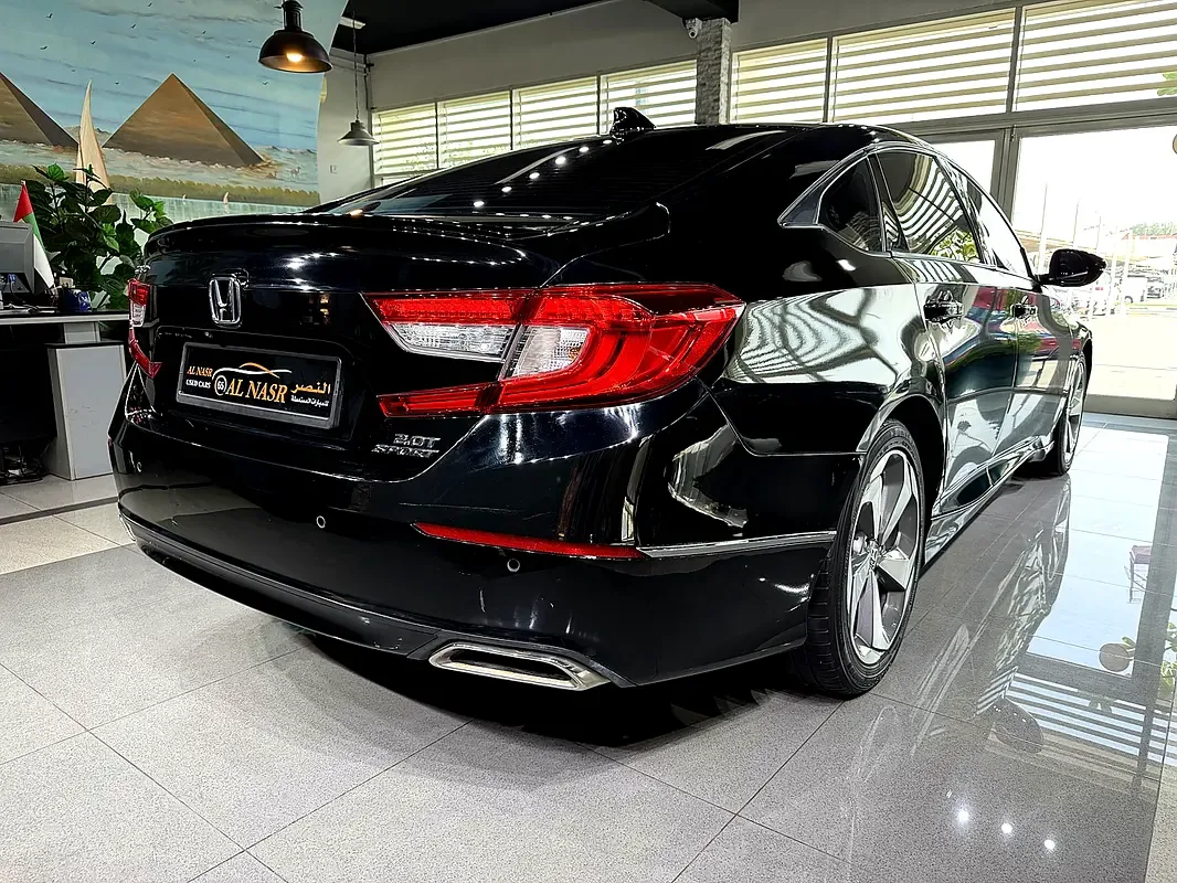 Honda Accord 1.5 CVT (192 حصان) - 6