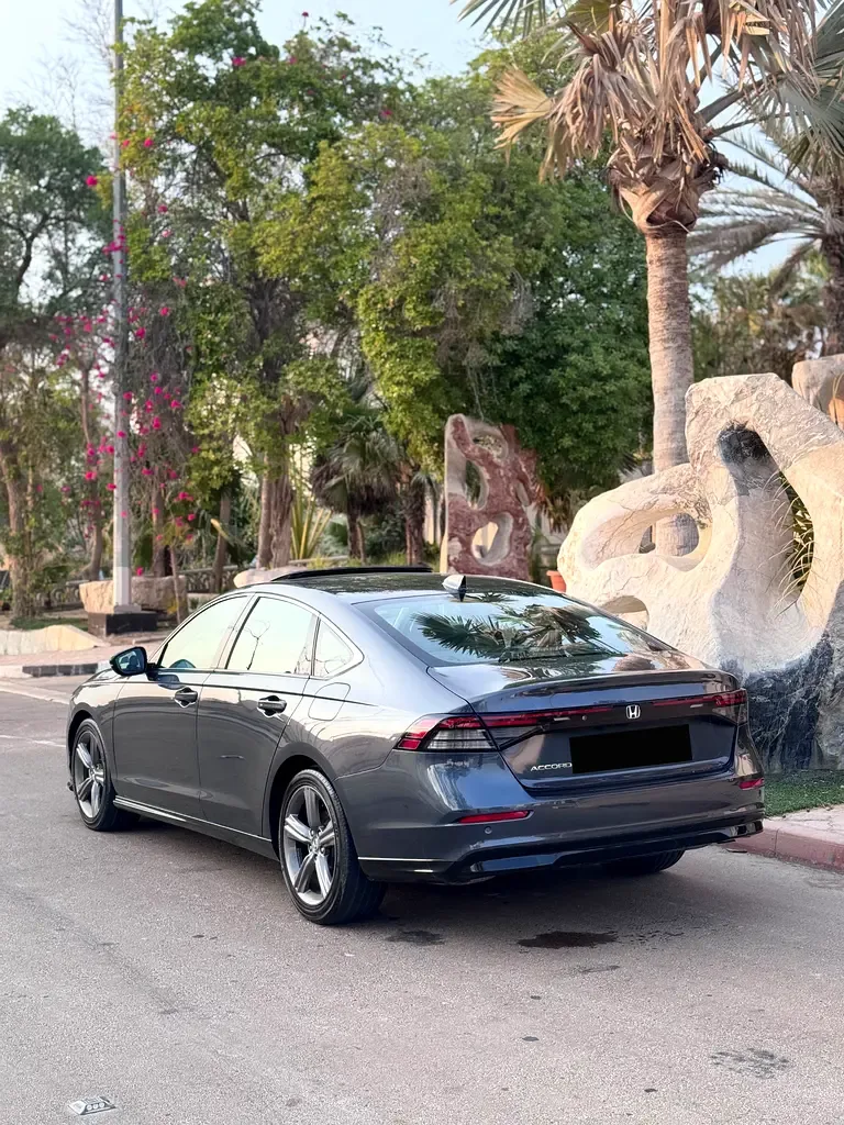 Honda Accord 1.5 CVT (195 hp) - 2