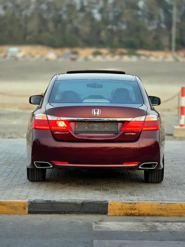 Honda Accord 2.0 CVT (150 حصان) - 7