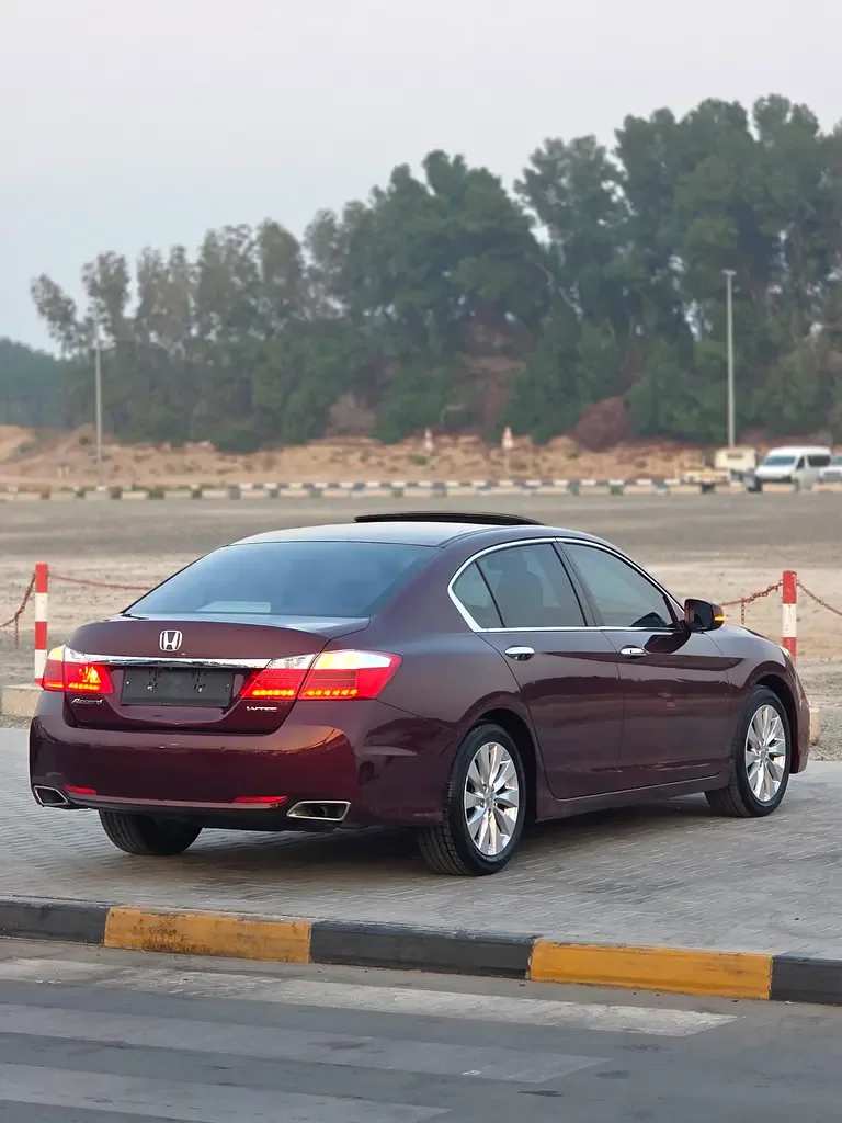 Honda Accord 2.0 CVT (150 حصان) - 8