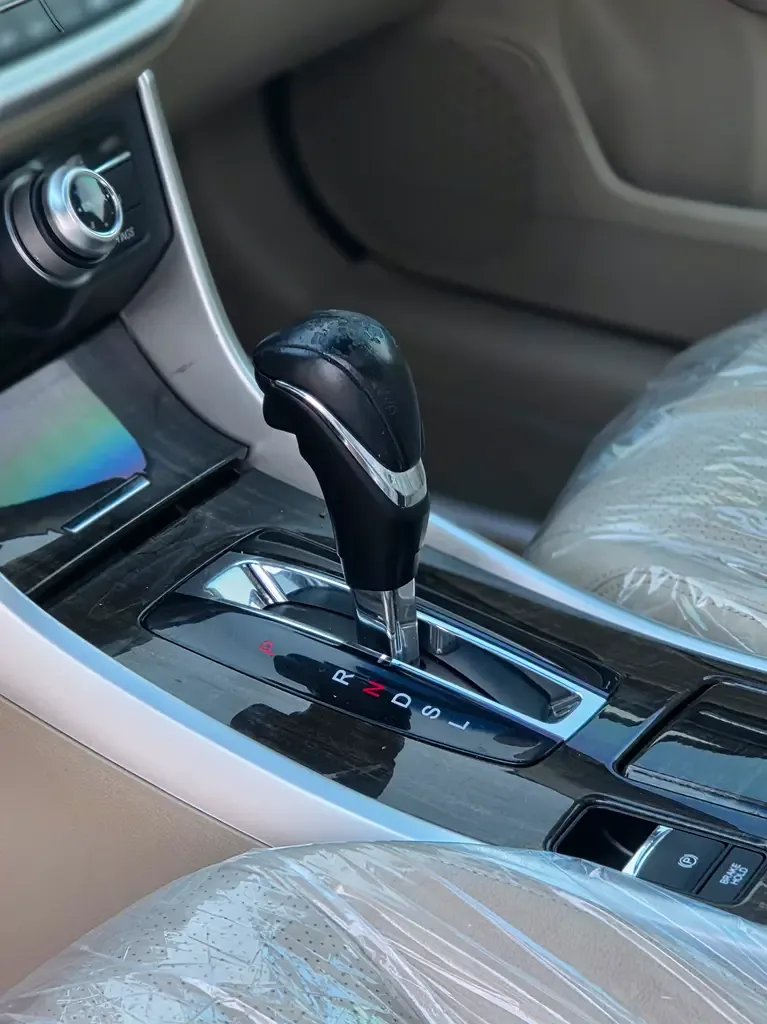 Honda Accord 2.0 CVT (150 حصان) - 16