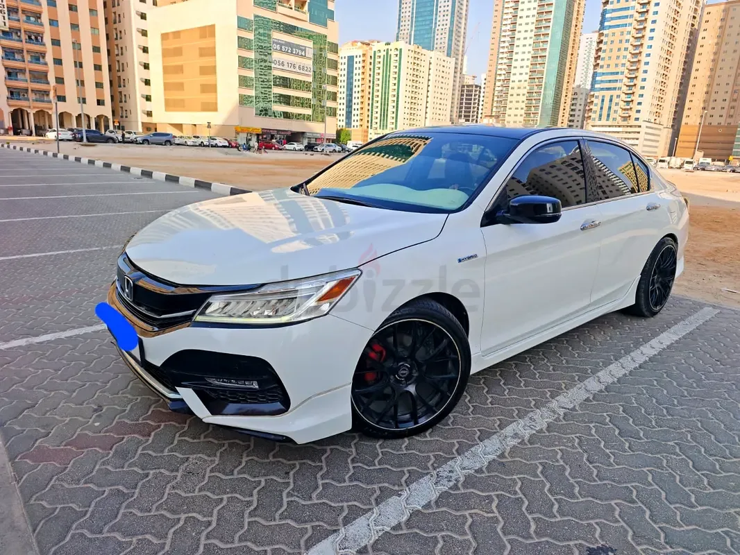 Honda Accord 2.0 CVT (212 حصان) - 4