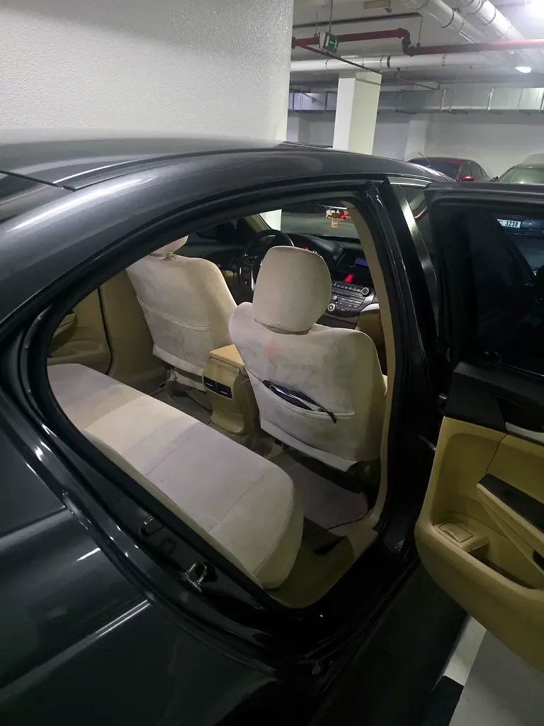 Honda Accord 2.4 AT (180 حصان) - 3