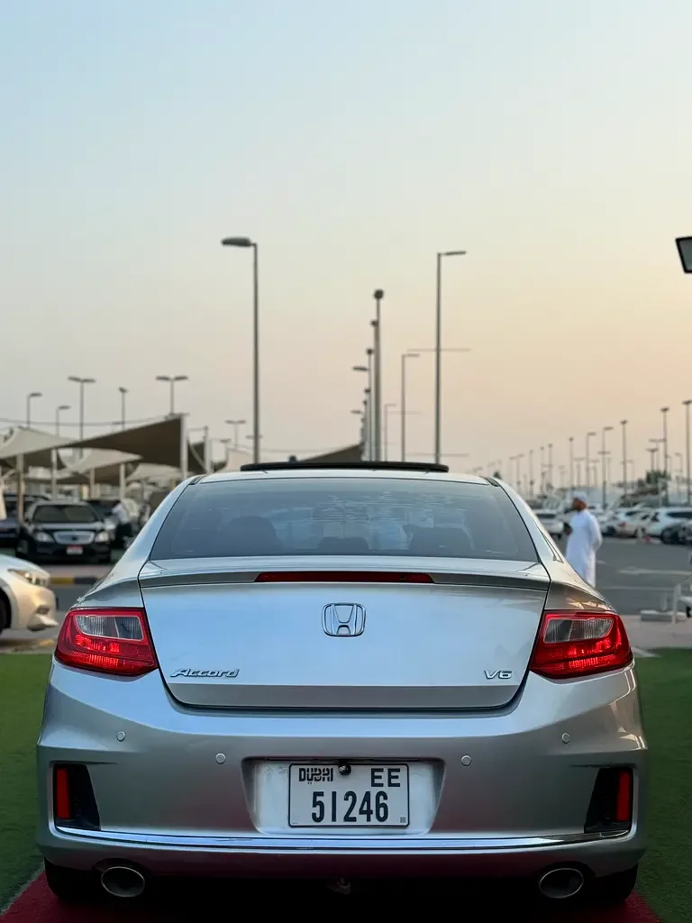 Honda Accord 2.4 AT (200 حصان) - 4