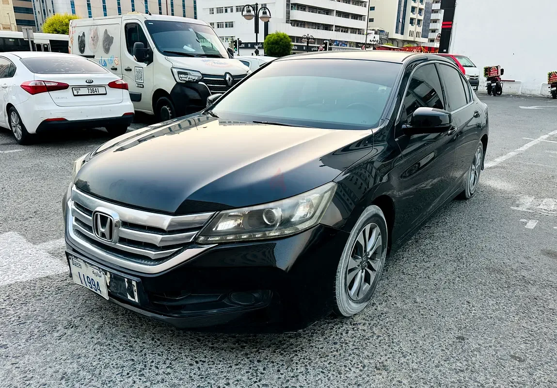 Honda Accord 2.4 AT (201 hp)