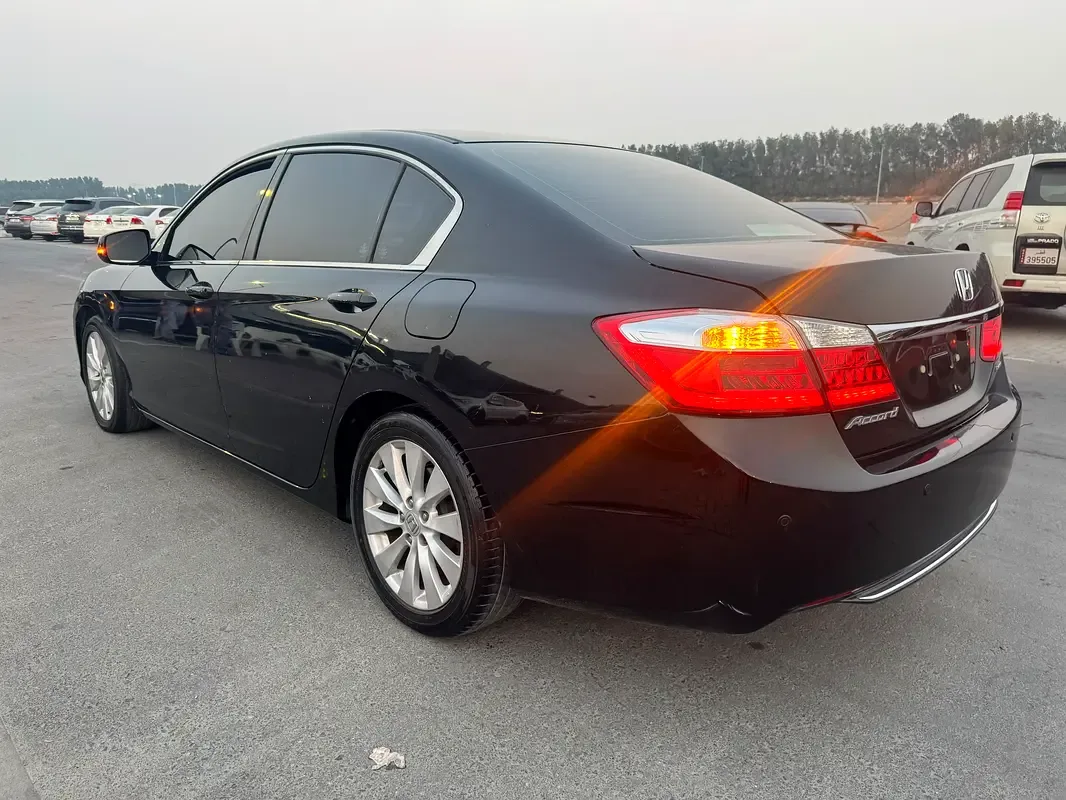 Honda Accord 2.4 AT (201 hp) - 4