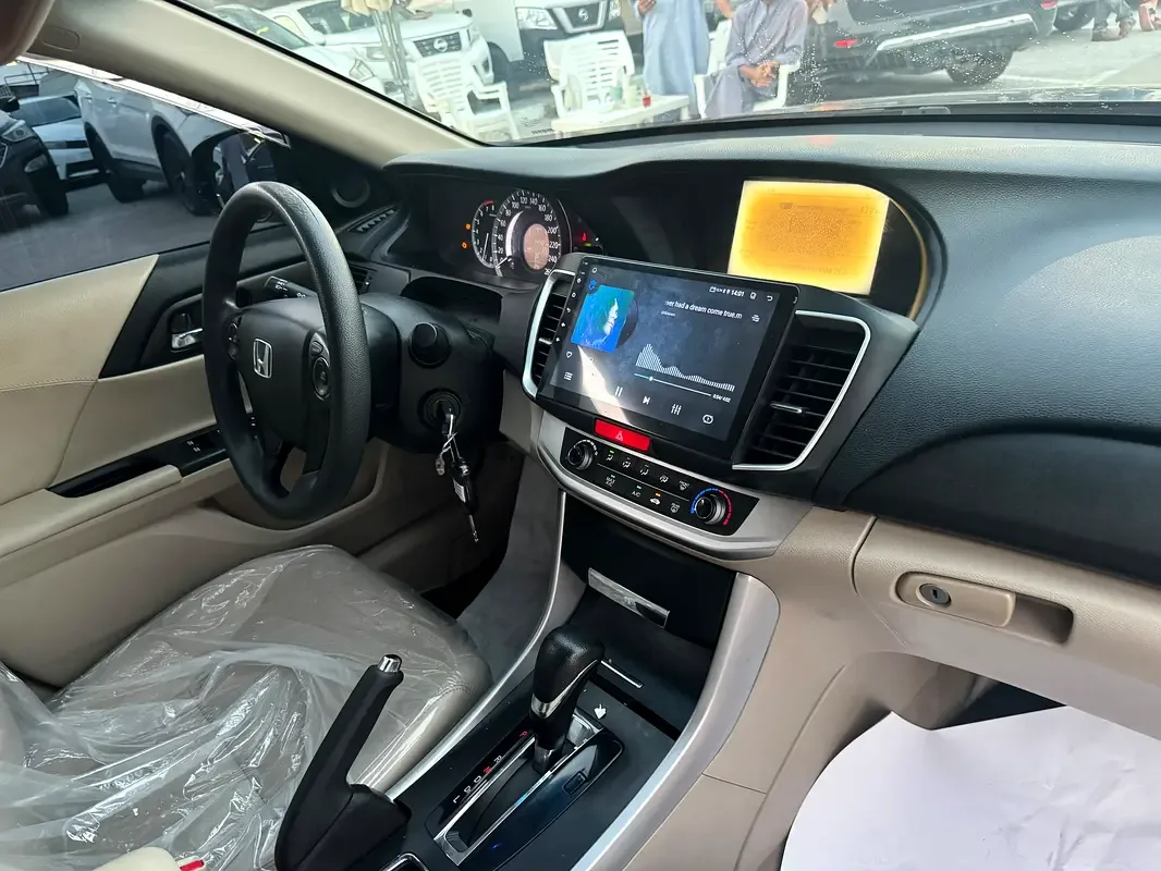 Honda Accord 2.4 AT (201 hp) - 8