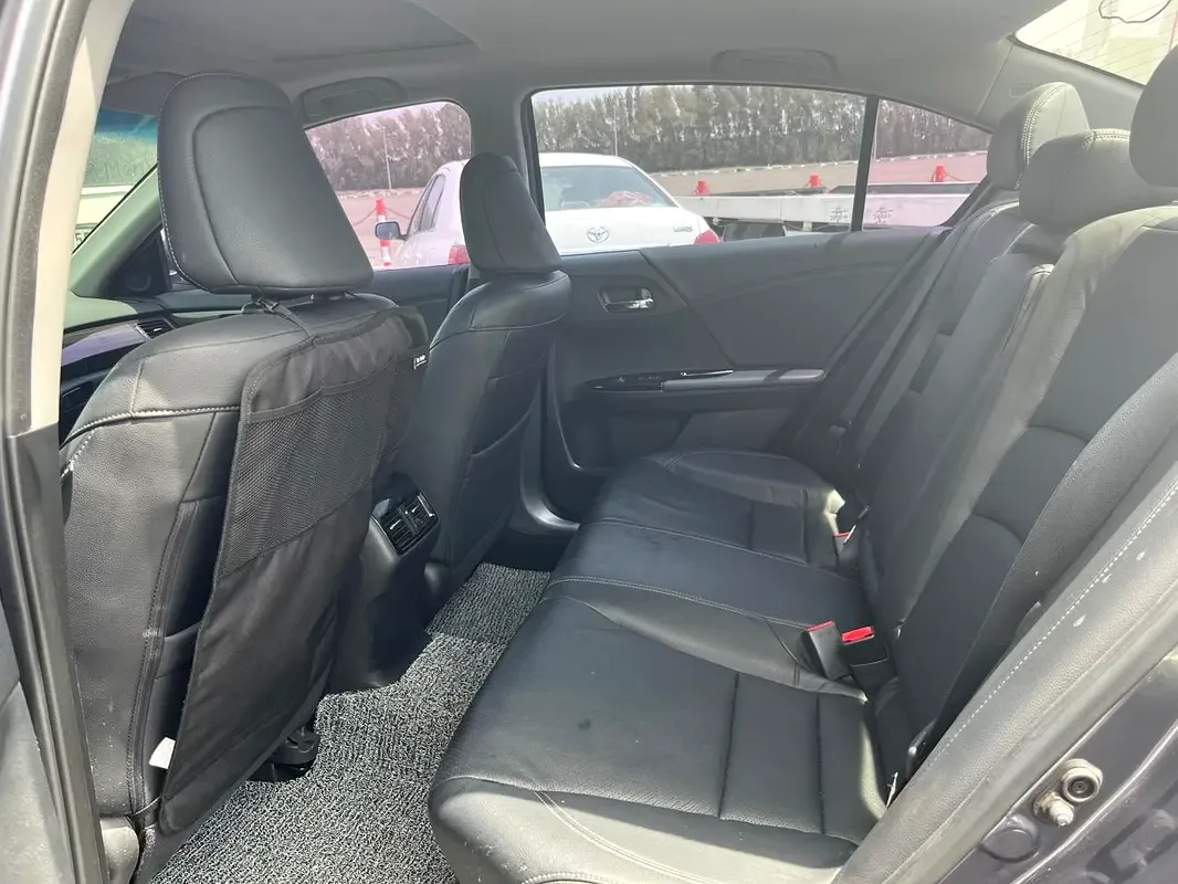 Honda Accord 2.4 CVT (185 hp) - 12