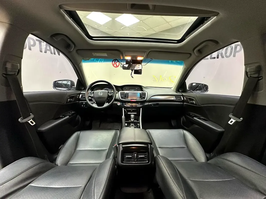 Honda Accord 2.4 CVT (185 حصان) - 3