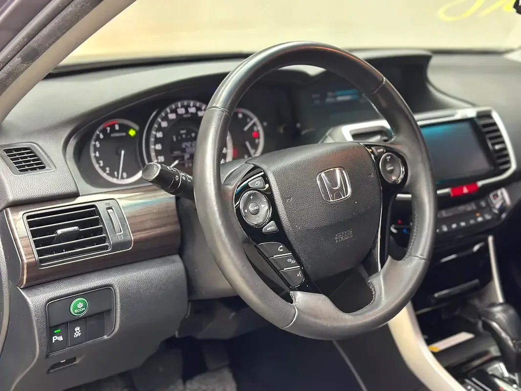 Honda Accord 2.4 CVT (185 حصان) - 9