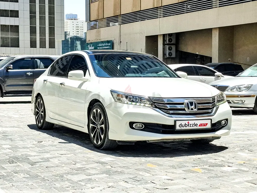 Honda Accord 2.4 CVT (185 hp)