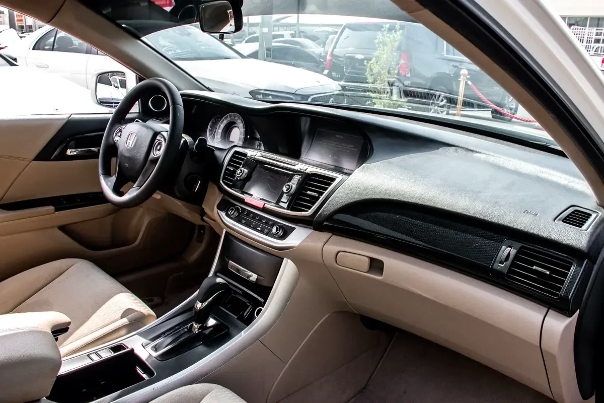Honda Accord 2.4 CVT (185 hp) - 11