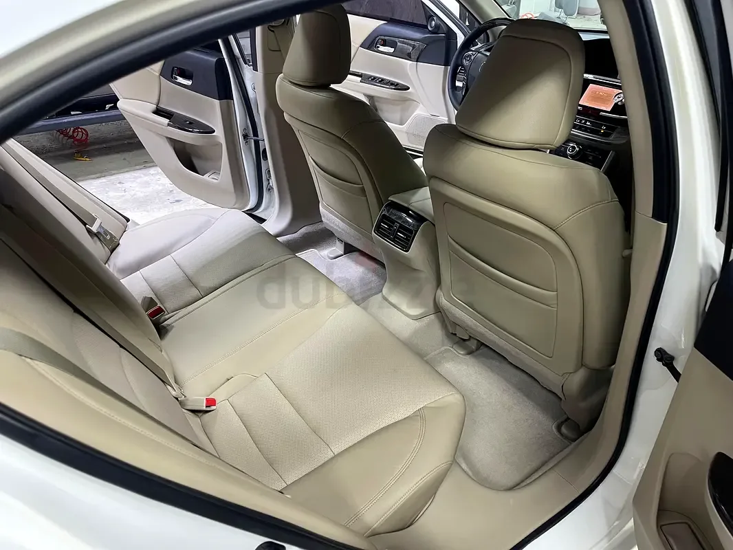 Honda Accord 3.0 AT (249 hp) - 5