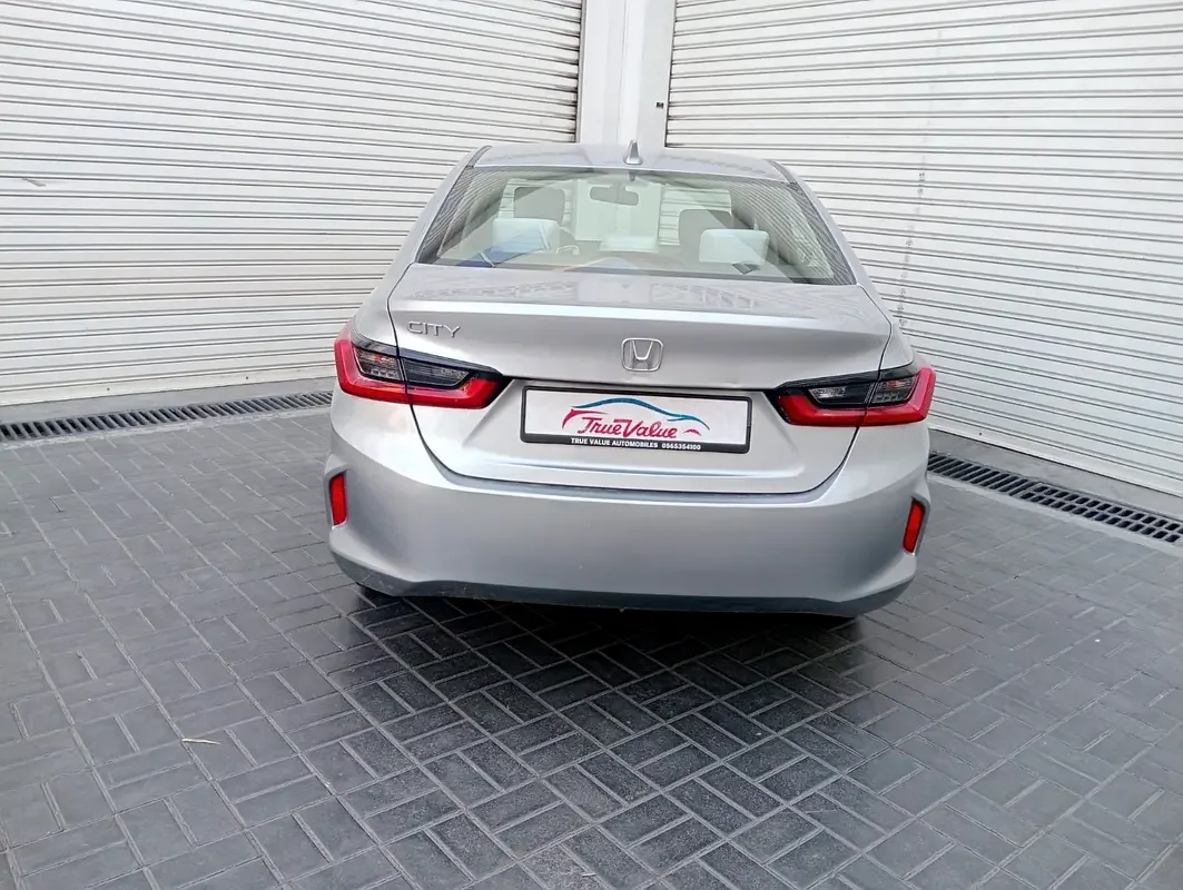Honda City 1.5 CVT (121 hp) - 3
