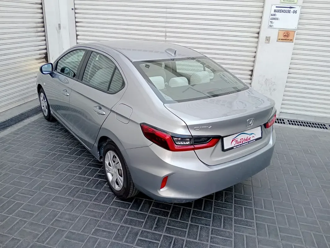 Honda City 1.5 CVT (121 hp) - 11