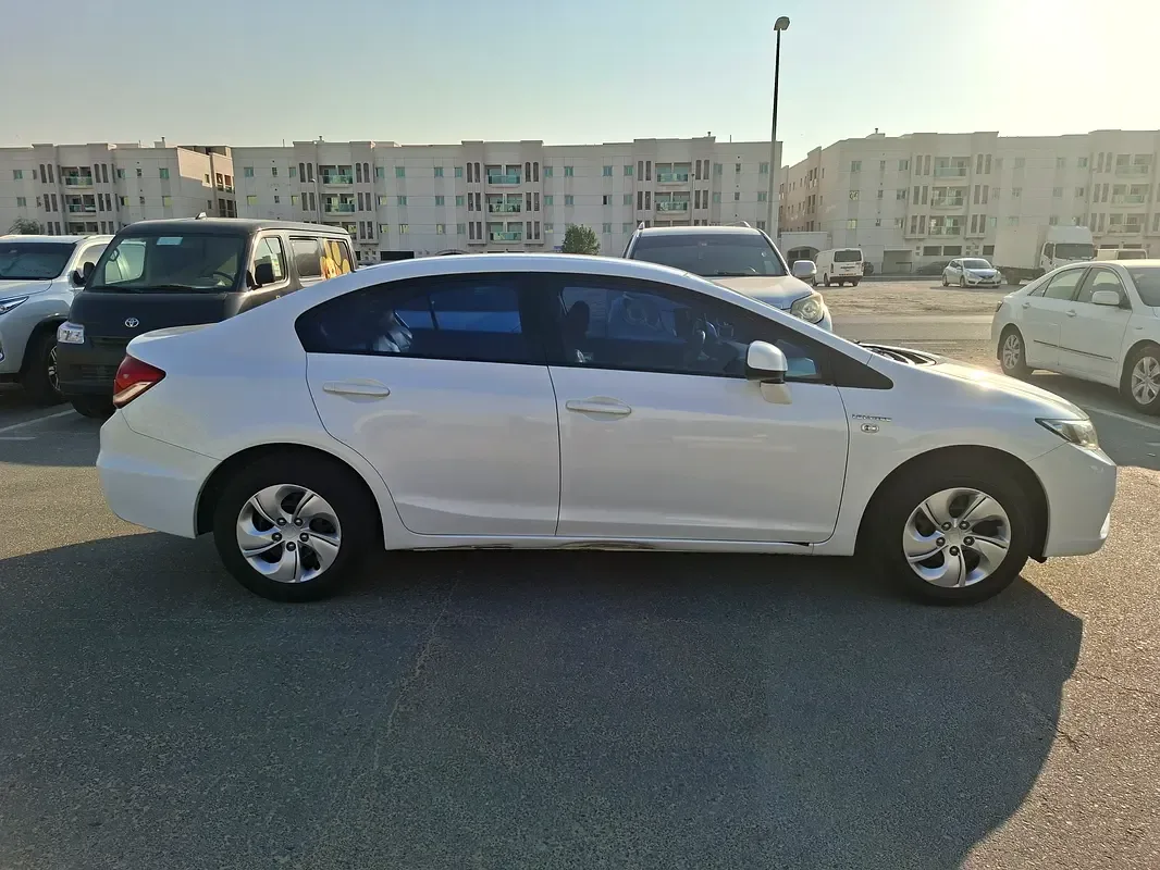 Honda Civic 1.5 CVT (91 حصان) - 8