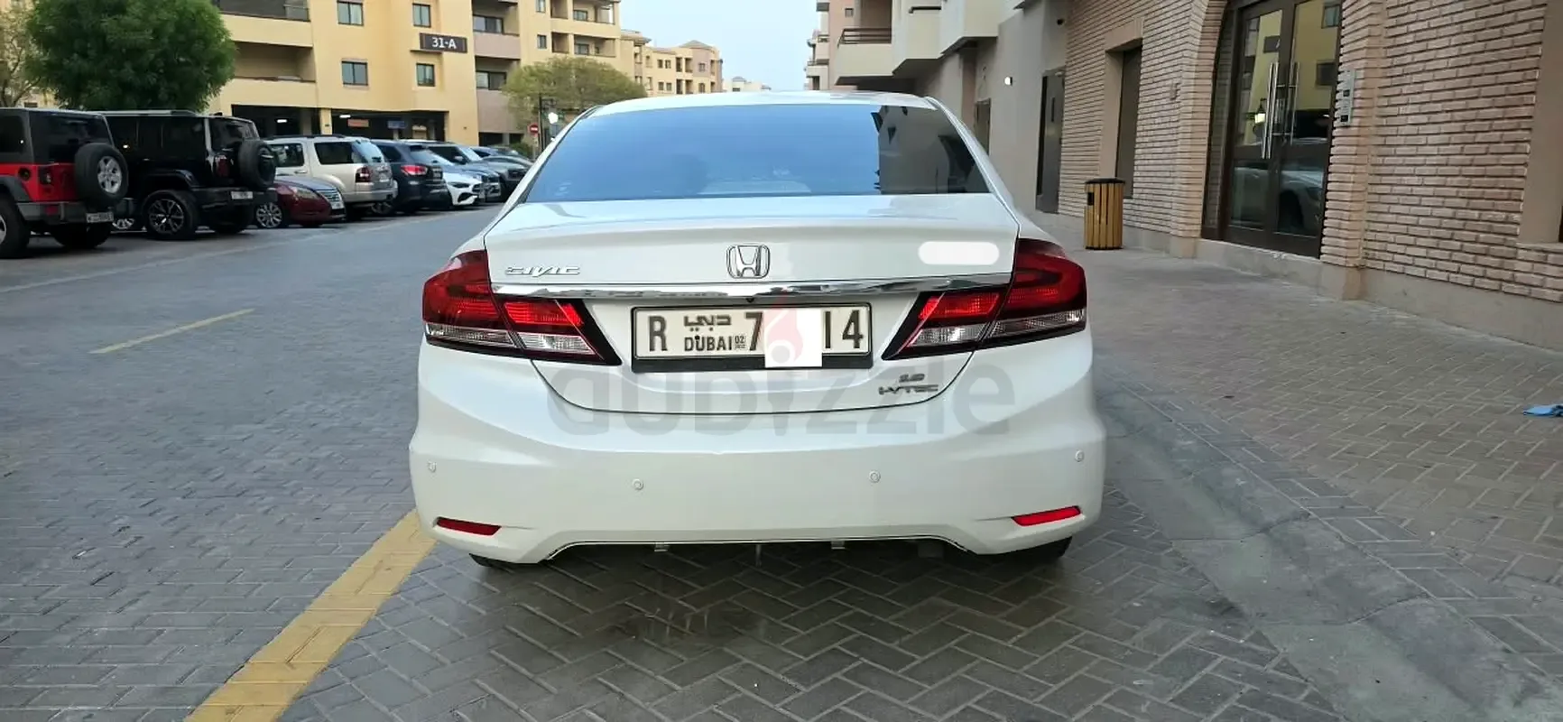 Honda Civic 1.8 AT (142 حصان) - 3