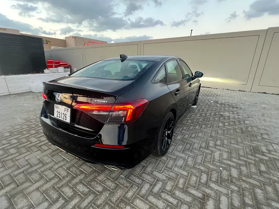 Honda Civic 2.0 CVT (150 حصان) - 3