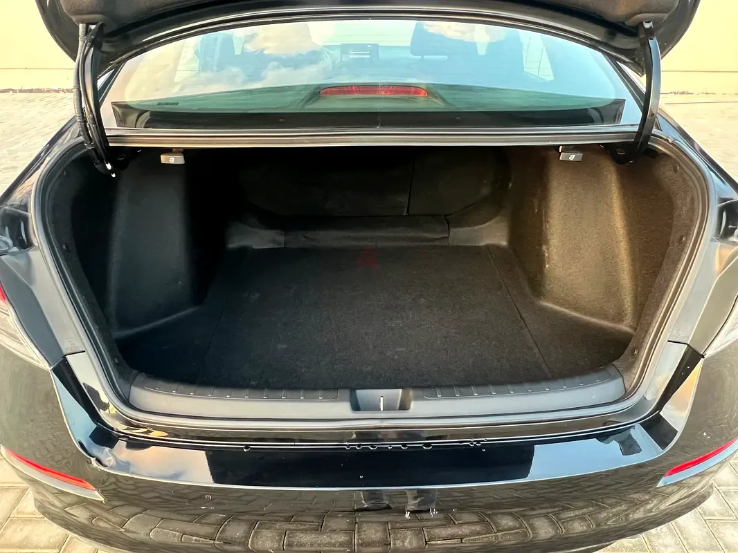 Honda Civic 2.0 CVT (150 حصان) - 9