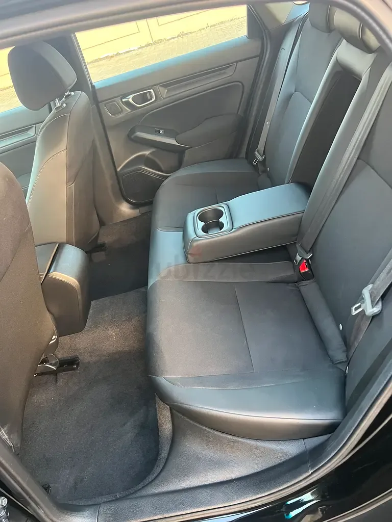 Honda Civic 2.0 CVT (150 حصان) - 14
