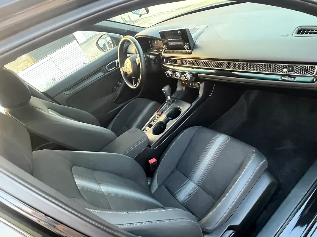 Honda Civic 2.0 CVT (150 حصان) - 13