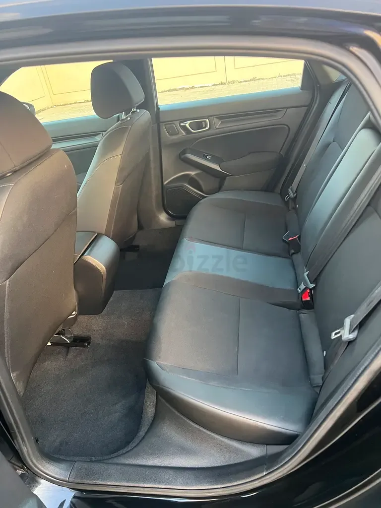 Honda Civic 2.0 CVT (150 حصان) - 16
